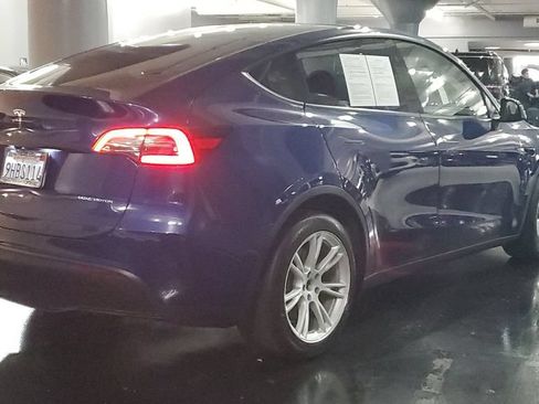 Used 2023 Tesla Model Y Long Range AWD/4WD image 4