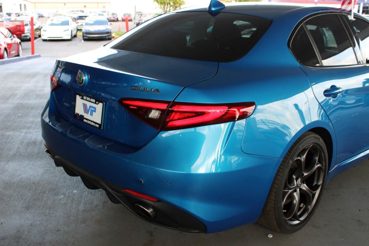 Used 2018 Alfa Romeo Giulia RWD image 5