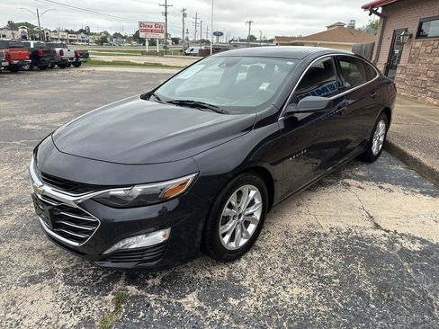 Used 2022 Chevrolet Malibu LT FWD image 5