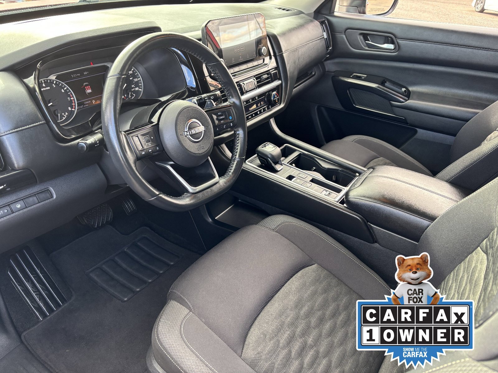 Used 2022 Nissan Pathfinder SV w/ SV Black Package FWD image 19