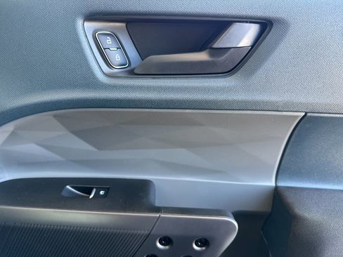 New 2025 Ford Maverick XL w/ Equipment Group 102A image 17