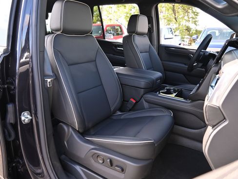 New 2026 GMC Yukon Elevation RWD image 27