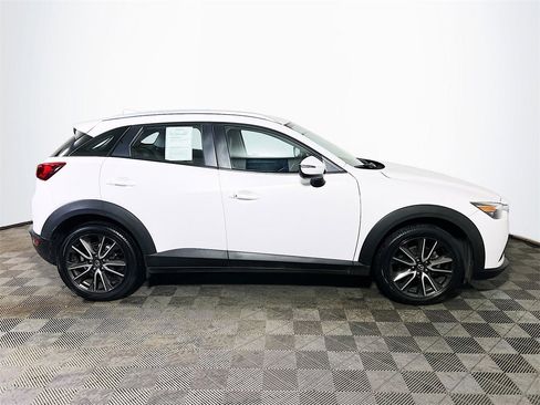 Used 2017 MAZDA CX-3 Touring image 8