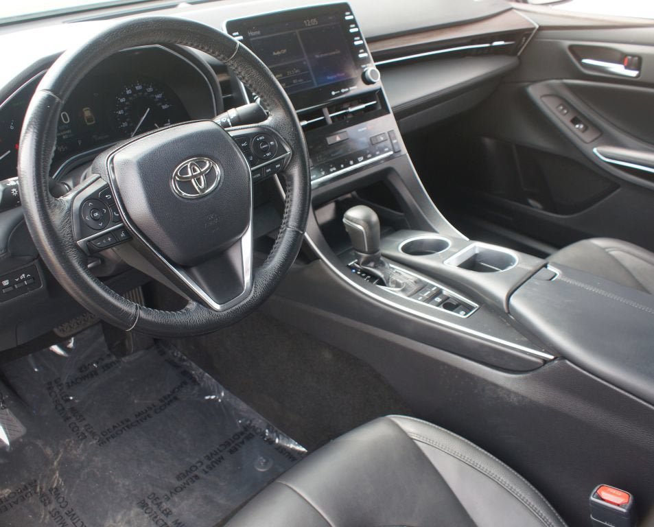 Used 2019 Toyota Avalon XLE w/ Moonroof Package FWD image 14