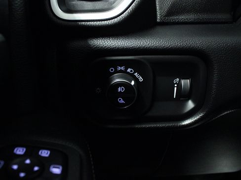 Used 2026 RAM 2500 Big Horn AWD/4WD image 19