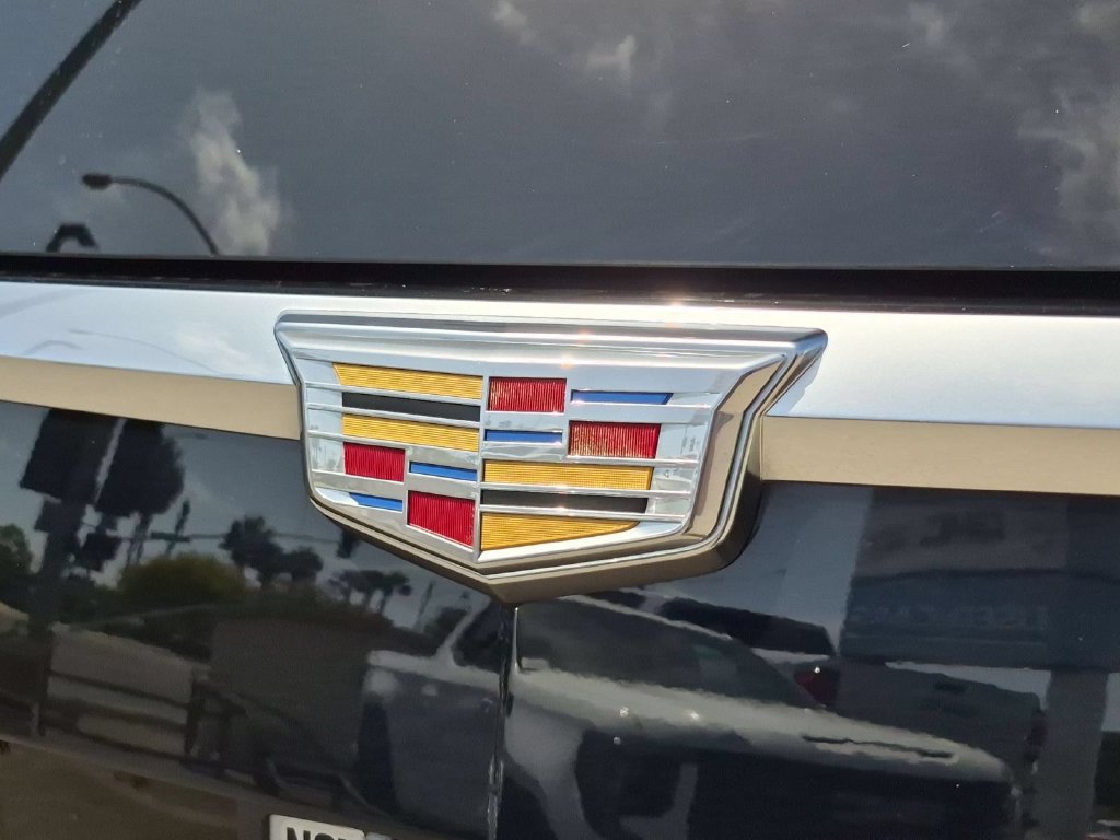 Used 2019 Cadillac Escalade ESV Premium Luxury AWD/4WD image 32