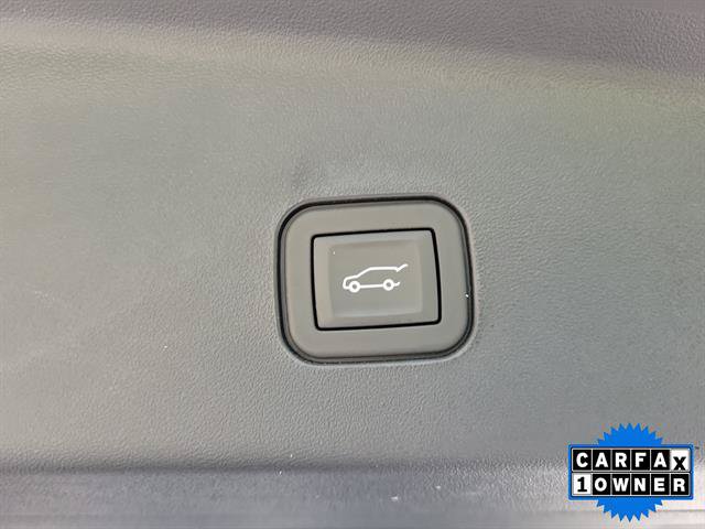 Certified 2026 Cadillac Vistiq Platinum w/ LPO, Floor Liner Package AWD/4WD image 25