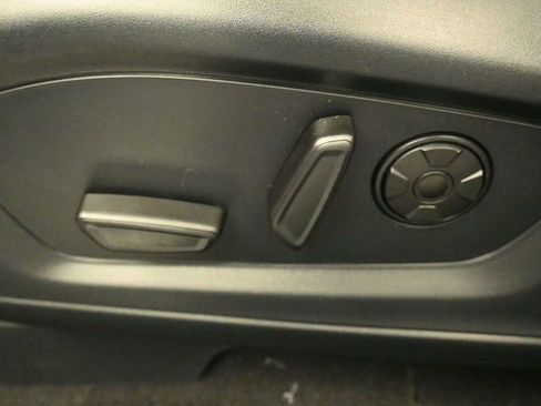 New 2026 Ford Explorer Platinum image 12