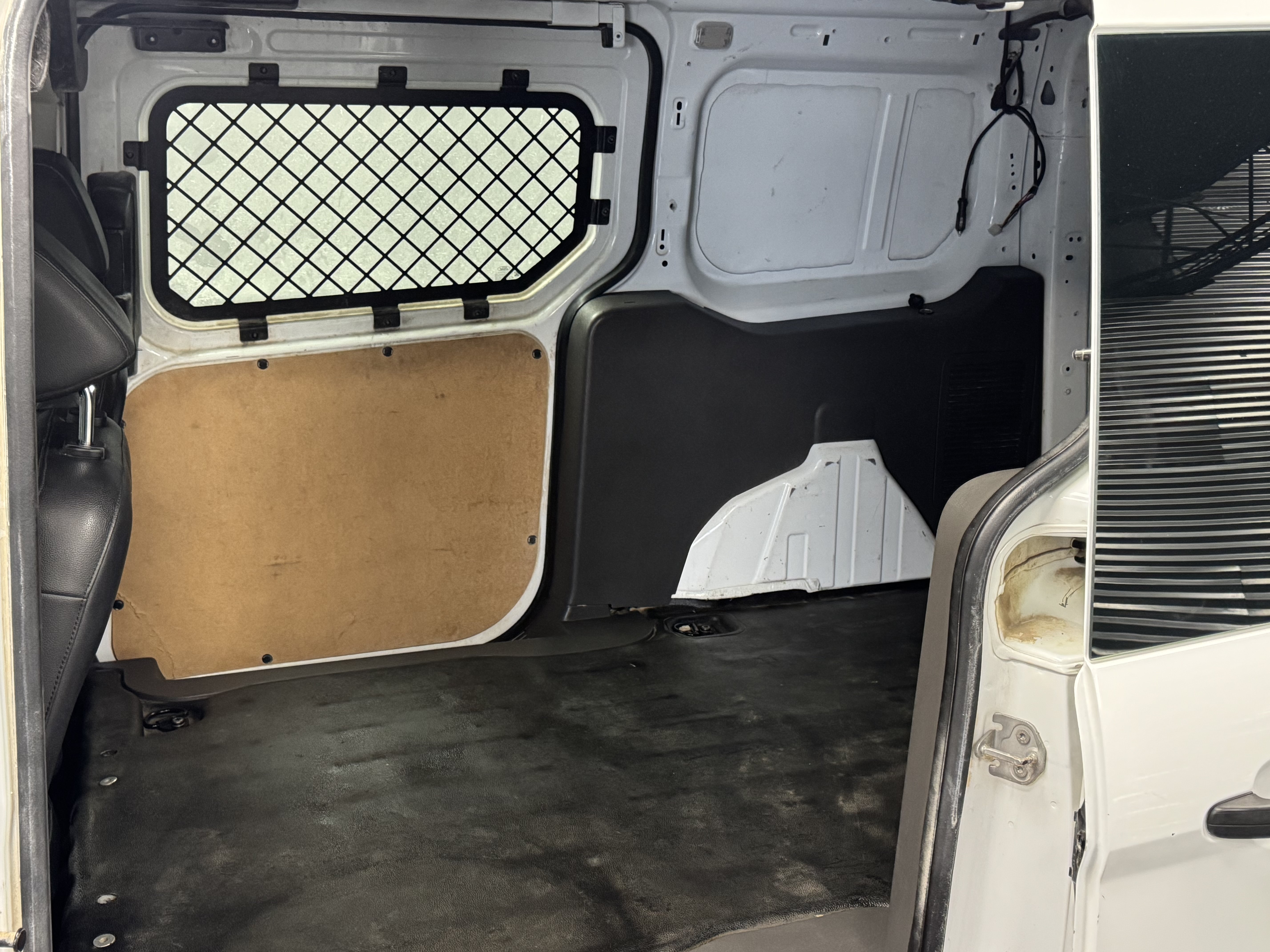 Used 2019 Ford Transit Connect XL FWD image 10