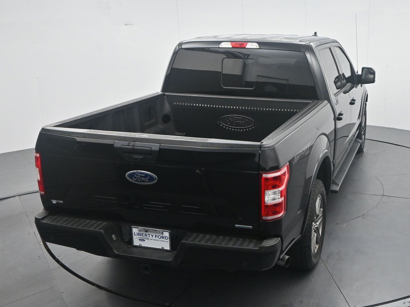 Used 2020 Ford F150 XLT w/ Equipment Group 302A Luxury AWD/4WD image 28