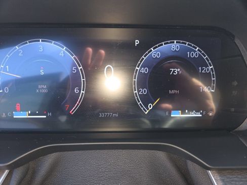 Certified 2024 Jeep Grand Cherokee Limited w/ Luxury Tech Group II AWD/4WD image 17