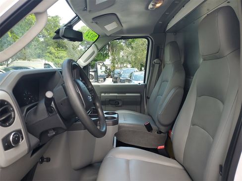 Used 2024 Ford E-350 and Econoline 350 Super Duty w/ Driver's Safety Package image 8