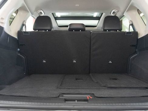 Used 2023 Nissan Rogue SV w/ SV Premium B Package FWD image 21