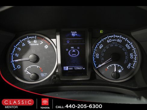 Used 2016 Toyota Tacoma TRD Sport w/ Towing Package AWD/4WD image 8
