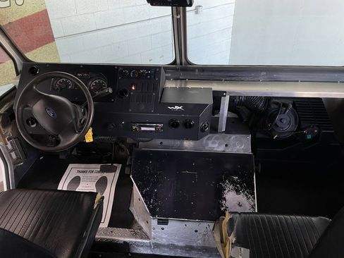 Used 2017 Ford E-350 and Econoline 350 Super Duty w/ A/C Prep Package image 24