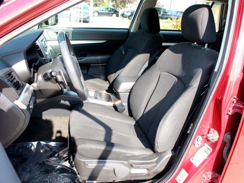 Used 2014 Subaru Outback 2.5i w/ Alloy Wheel Package image 15