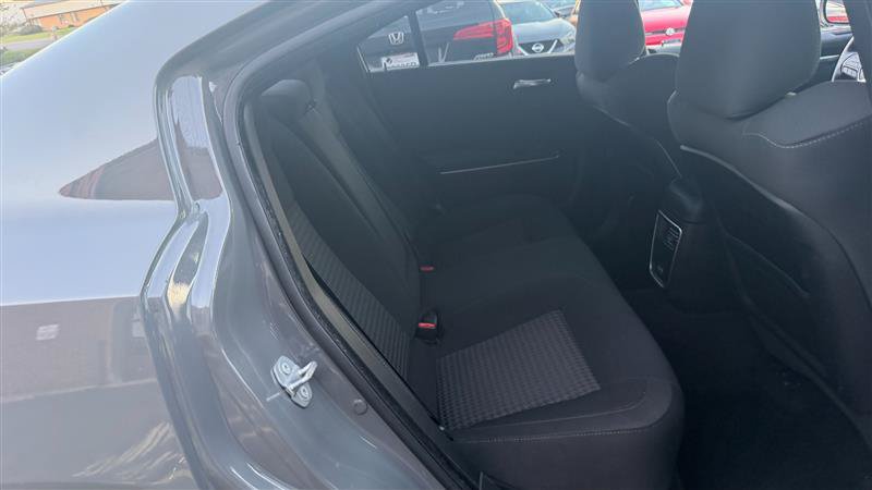 Used 2019 Dodge Charger GT RWD image 9