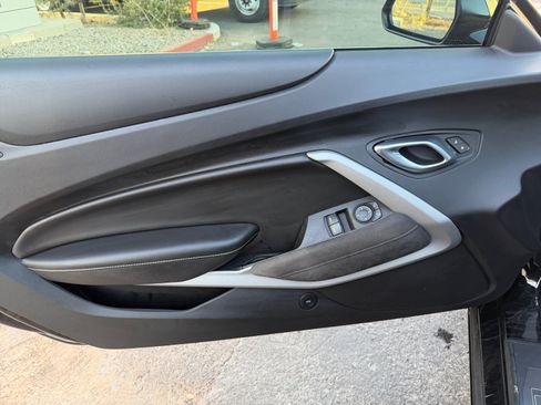 Used 2019 Chevrolet Camaro SS RWD image 15