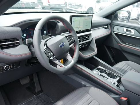 New 2026 Ford Explorer ST-Line w/ ST-Line Street Pack AWD/4WD image 17