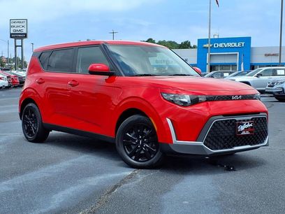 Used 2023 Kia Soul LX