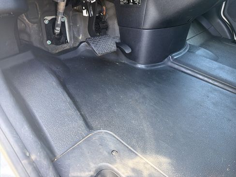 Used 2025 Mercedes-Benz Sprinter 2500 image 17