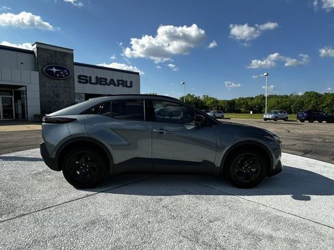 New 2026 Subaru Uncharted AWD image 8