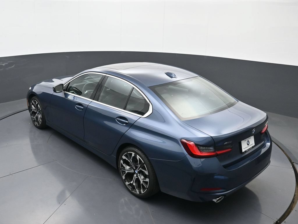 Used 2026 BMW 330i xDrive Sedan AWD/4WD image 33