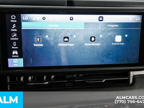 Used 2025 Jeep Wrangler Unlimited Sahara AWD/4WD image 36