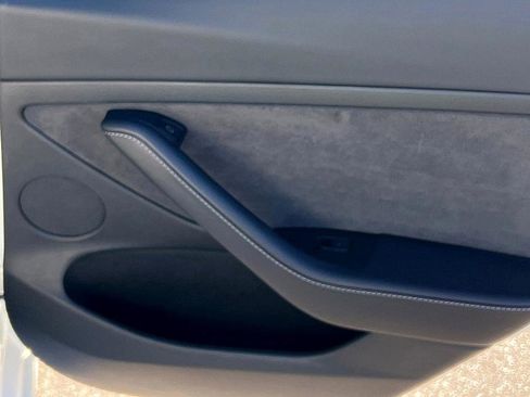 Used 2022 Tesla Model 3 Performance image 22