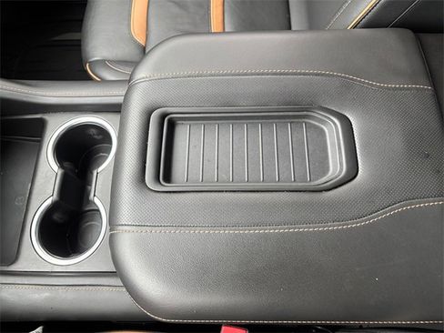 Used 2021 GMC Yukon AT4 w/ AT4 Premium Plus Package image 26