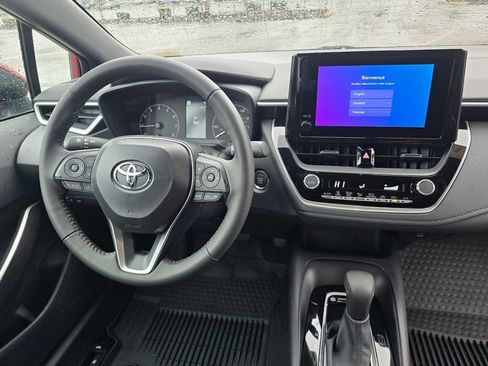 Used 2025 Toyota Corolla SE image 10