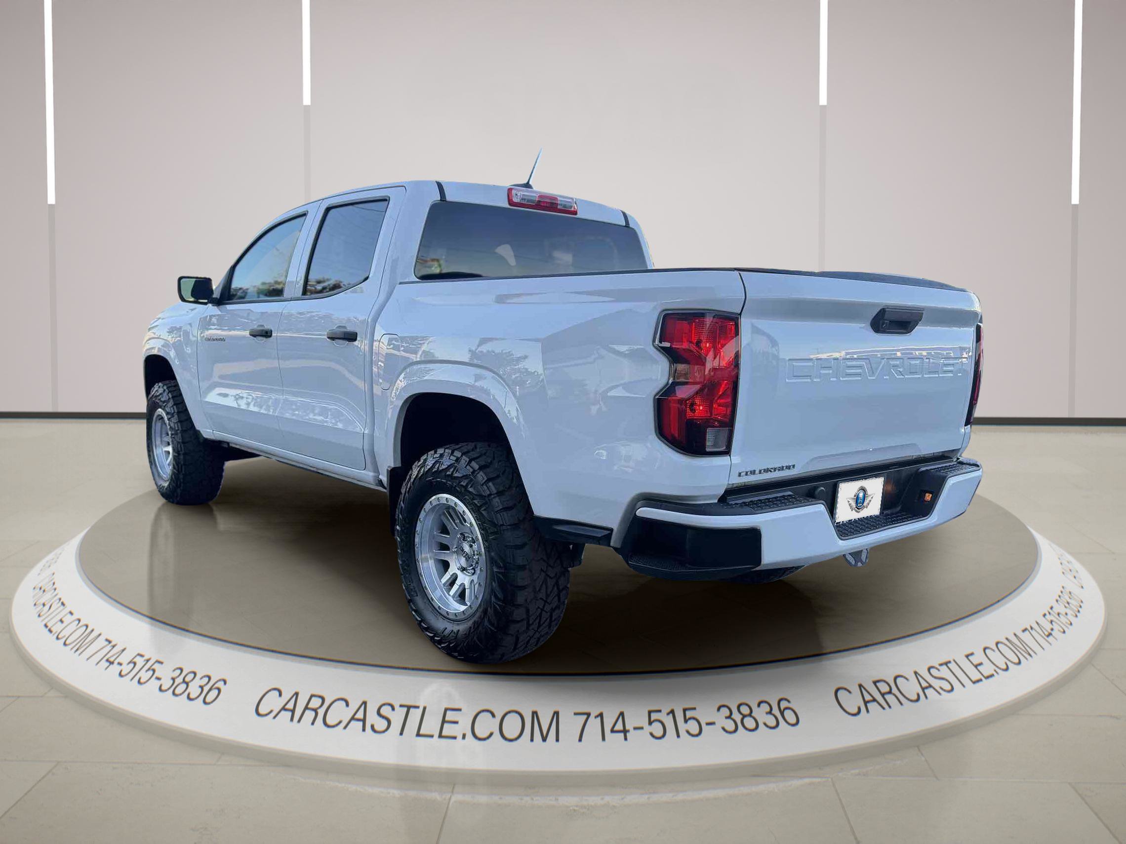 Used 2023 Chevrolet Colorado W/T RWD image 3