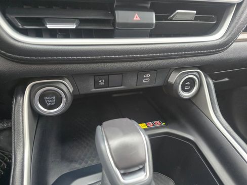 Used 2024 Toyota Grand Highlander Platinum image 25