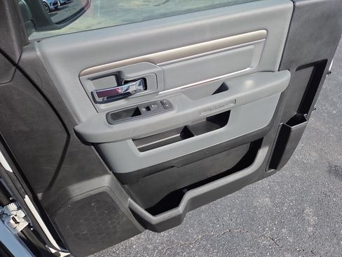 Certified 2020 RAM 1500 Tradesman w/ Popular Equipment Group RWD image 34