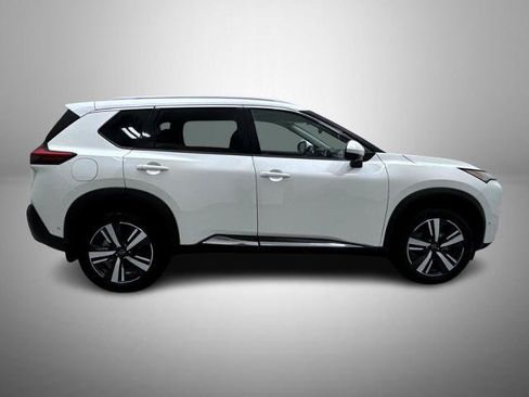 Certified 2023 Nissan Rogue SL w/ SL Premium Package AWD/4WD image 4