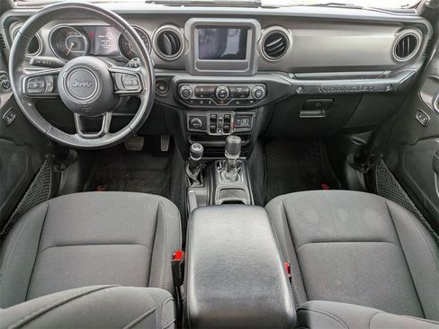 Used 2021 Jeep Wrangler Unlimited Sport image 17