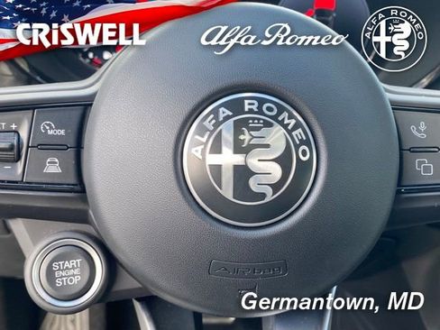 Used 2024 Alfa Romeo Tonale Veloce image 24