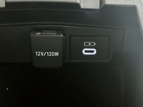 Used 2024 Toyota Corolla Cross LE image 26