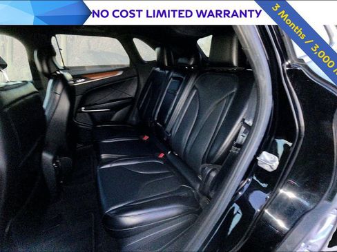 Used 2019 Lincoln MKC Select image 25