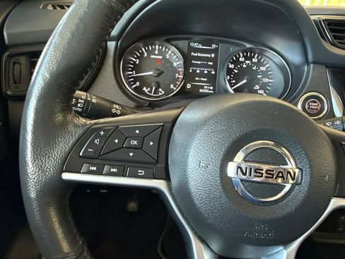 Used 2017 Nissan Rogue SL w/ SL Premium Package AWD/4WD image 35