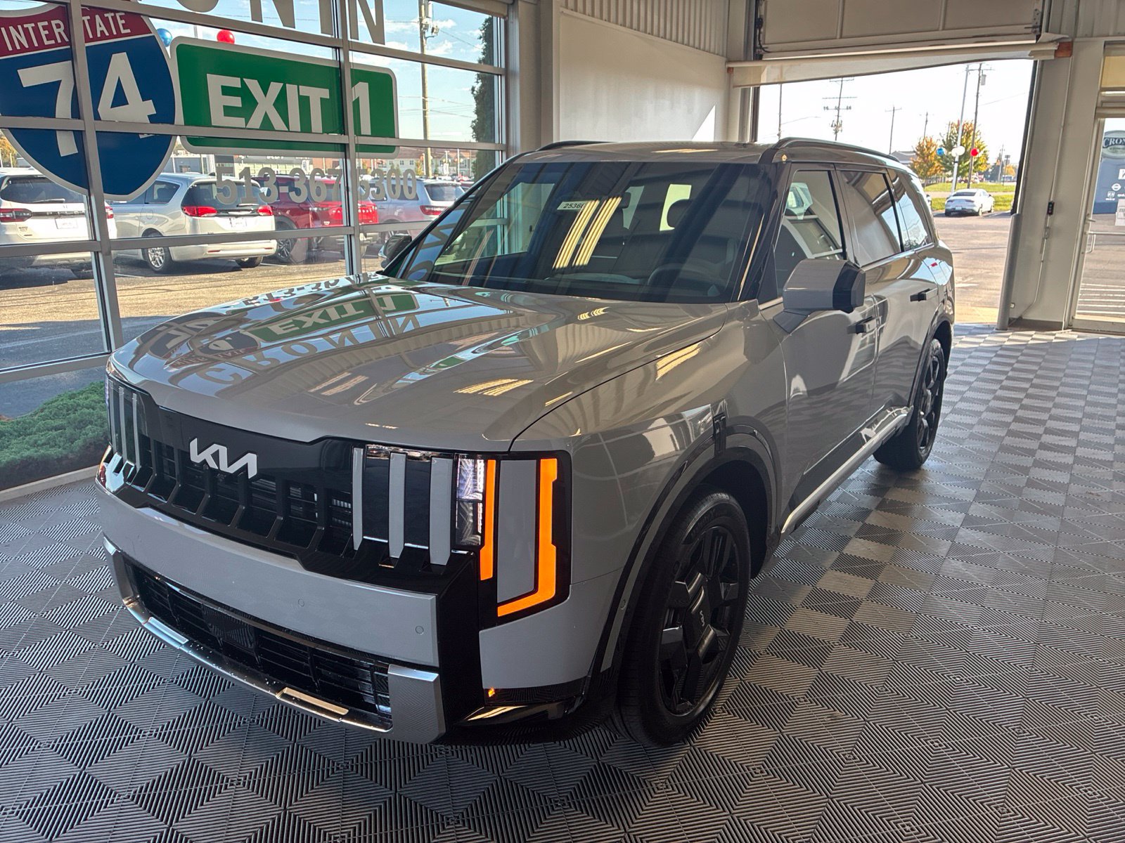 New 2027 Kia Telluride SX Prestige w/ Towing Package AWD/4WD image 3