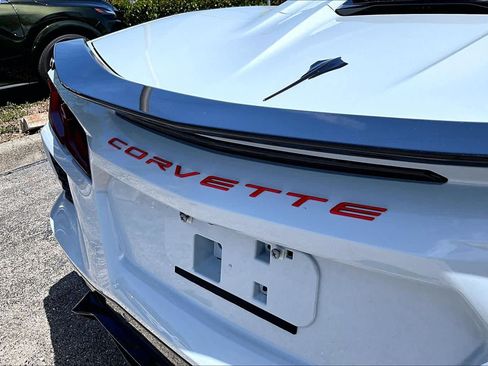 Used 2023 Chevrolet Corvette Stingray Premium Conv w/ Z51 Performance Package image 27