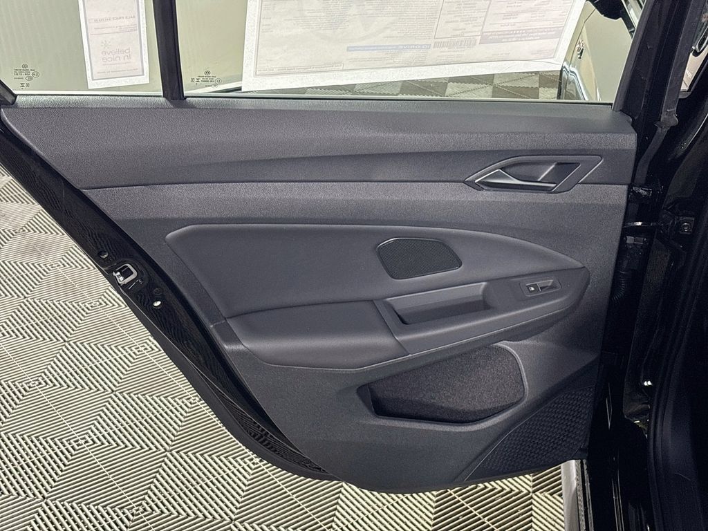 New 2026 Volkswagen GTI SE FWD image 20