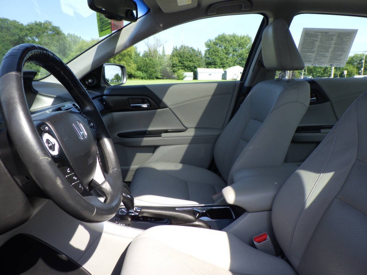 Used 2013 Honda Accord Touring image 10