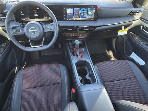 New 2026 Nissan Kicks SR w/ Cold Weather Package AWD/4WD image 26
