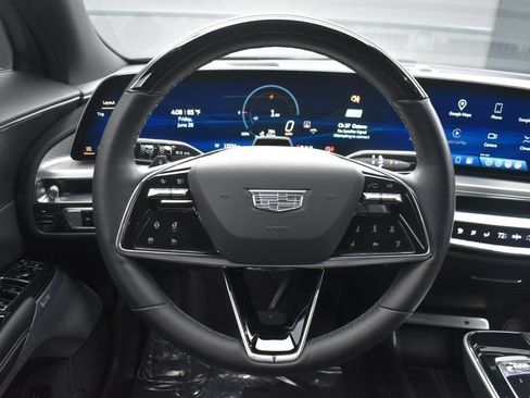 Certified 2024 Cadillac Lyriq Luxury AWD/4WD image 12