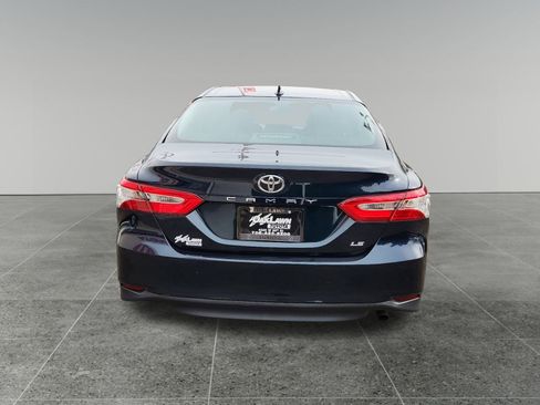 Used 2019 Toyota Camry LE image 6