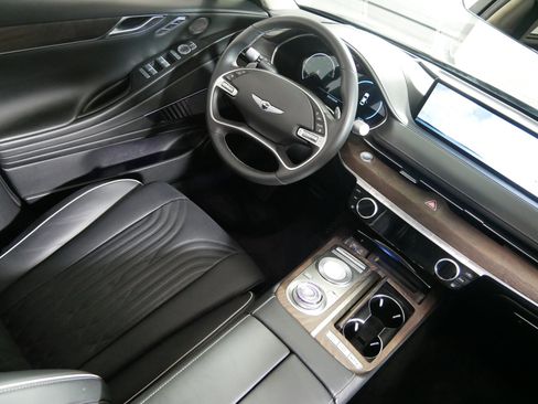 Used 2021 Genesis G80 3.5T w/ Prestige Package image 9