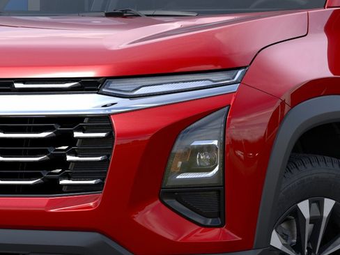 New 2027 Chevrolet Equinox LT w/ Convenience Package II FWD image 10