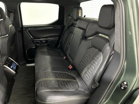 Used 2022 Rivian R1T Adventure AWD/4WD image 21
